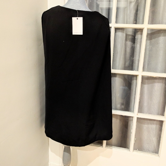 Fourteenth Place cape dress - Picture 5 of 6